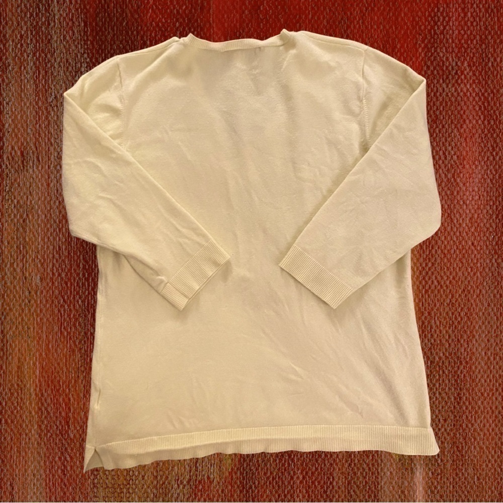 525 AMERICA Women’s V Neck 3/4 Sleeve Sweater - Picture 2 of 10